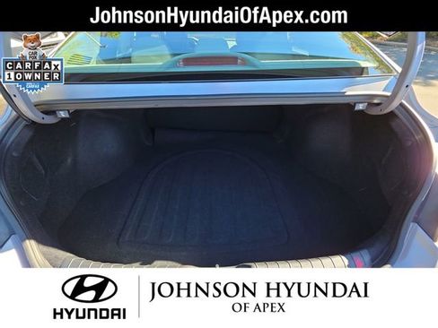 Certified 2023 Hyundai Elantra SE image 22