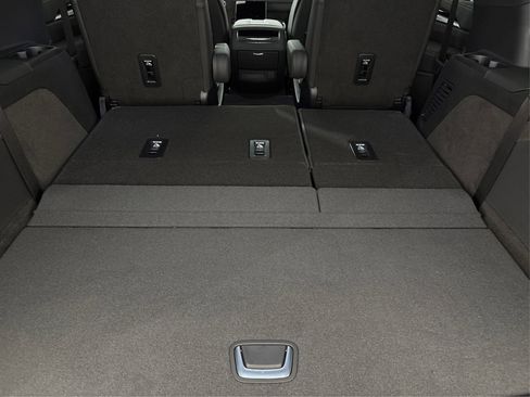 New 2025 Cadillac Escalade Premium Luxury image 11