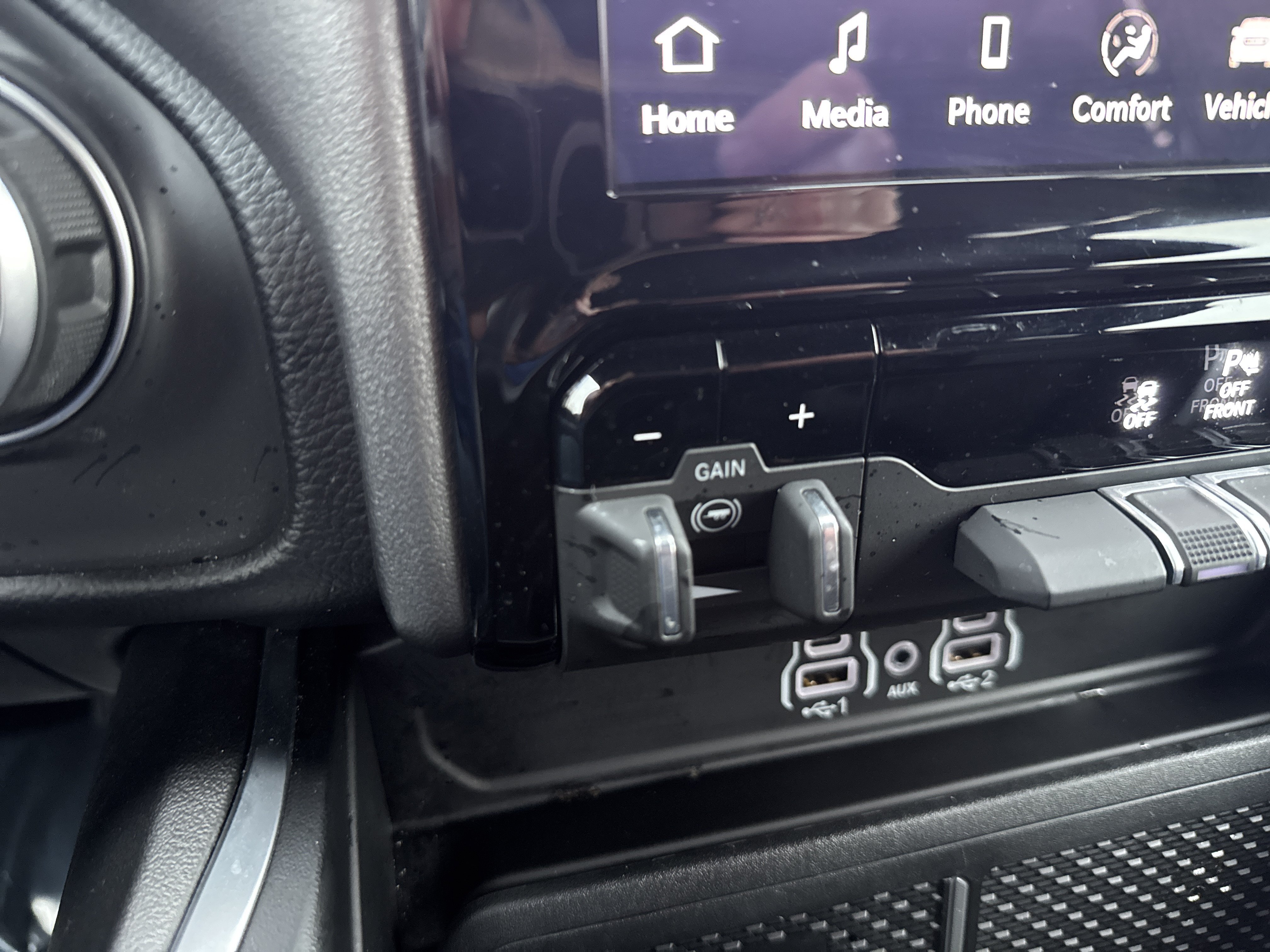 Used 2025 RAM 1500 Big Horn AWD/4WD image 6