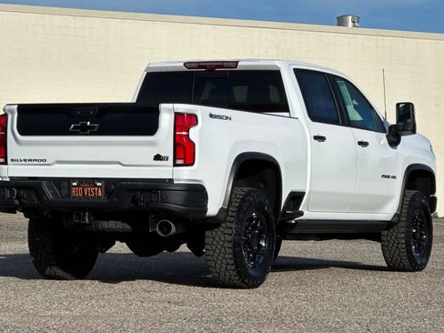 Certified 2024 Chevrolet Silverado 2500 ZR2 w/ ZR2 Bison Edition image 4