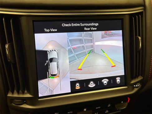 Used 2024 Maserati Levante GT Ultima image 38