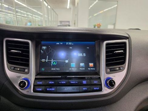 Used 2016 Hyundai Tucson Limited w/ Option Group 03 FWD image 24