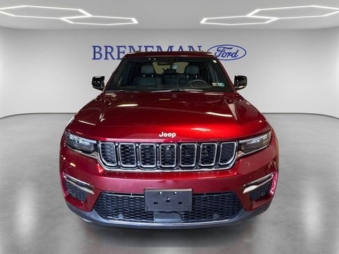Used 2025 Jeep Grand Cherokee Limited w/ Luxury Tech Group II AWD/4WD image 2