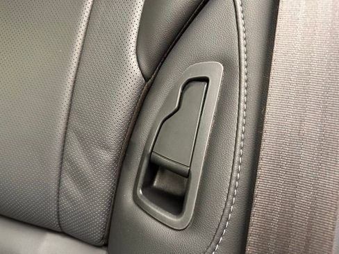 Used 2023 Subaru Outback Limited w/ Popular Package #2 image 40