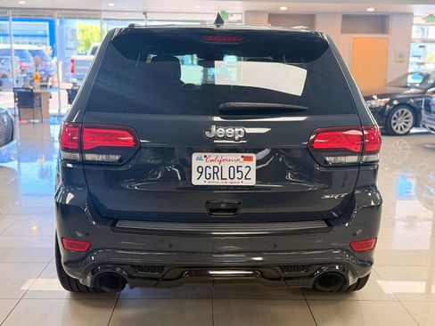 Used 2017 Jeep Grand Cherokee SRT AWD/4WD image 4