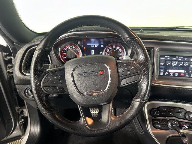 Used 2022 Dodge Challenger R/T RWD image 11