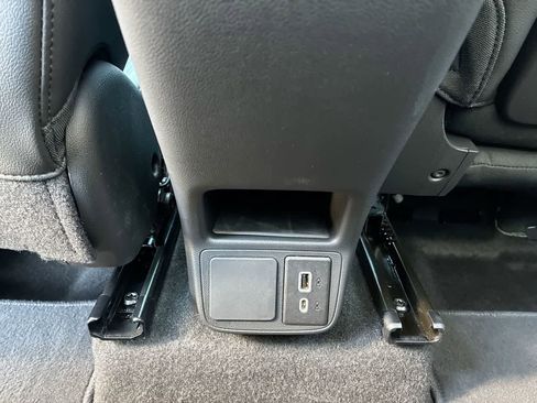 Used 2023 Buick Encore GX Select w/ Sport Touring Package FWD image 20