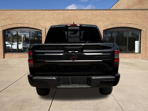 Used 2026 Nissan Frontier PRO-4X AWD/4WD image 4