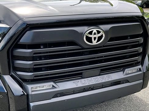 Used 2023 Toyota Tundra SR5 w/ SR5 Convenience Package AWD/4WD image 29