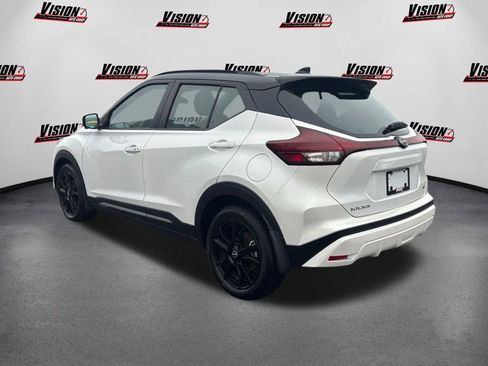 Used 2024 Nissan Kicks SR image 7