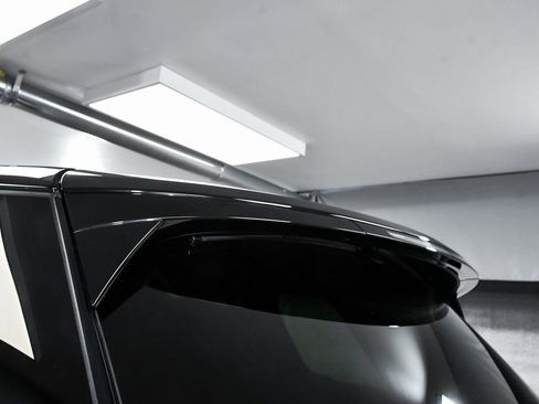 Used 2025 Land Rover Range Rover SE AWD/4WD image 88