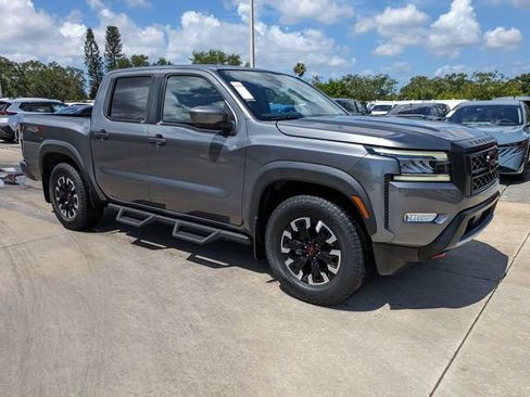 Used 2023 Nissan Frontier Pro-X w/ Technology Package RWD image 2