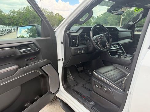 Used 2024 GMC Sierra 1500 AT4X w/ AT4X AEV Edition AWD/4WD image 18