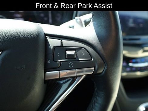 Used 2022 Cadillac XT6 Sport w/ Technology Package image 16