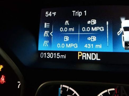 Used 2018 Ford Focus SE image 9