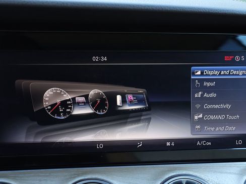 Used 2018 Mercedes-Benz E 400 Coupe image 31