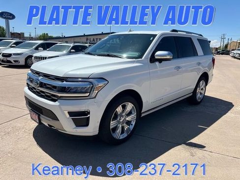 Used 2024 Ford Expedition Platinum AWD/4WD image 1