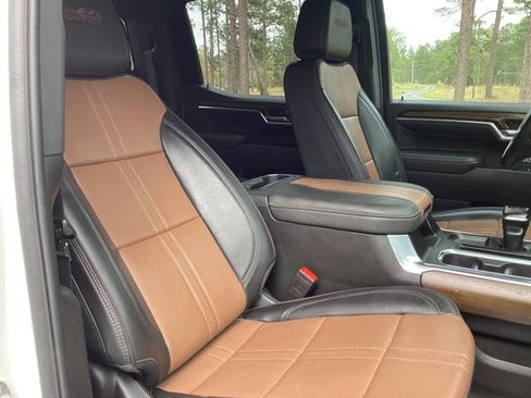 Used 2025 Chevrolet Silverado 1500 High Country w/ Z71 Off-Road Package image 20