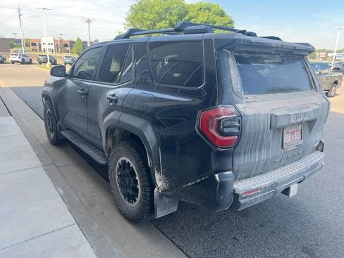 Used 2025 Toyota 4Runner TRD Off-Road AWD/4WD image 2