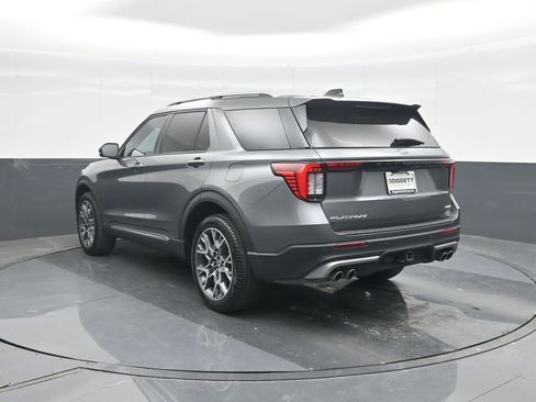Certified 2025 Ford Explorer Platinum w/ Ultimate Package AWD/4WD image 22