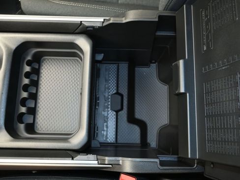 New 2026 RAM 1500 4x4 Crew Cab image 19