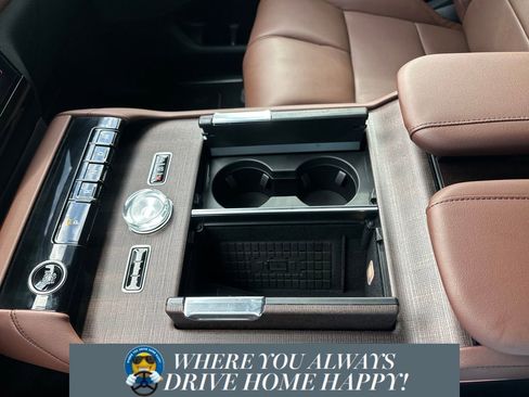 New 2026 Lincoln Navigator L Reserve image 18