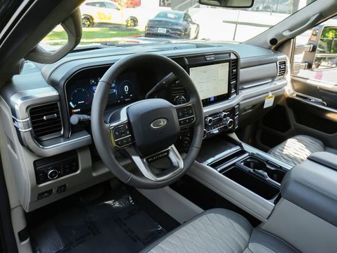 Used 2026 Ford F450 Platinum w/ Platinum Plus Package AWD/4WD image 8