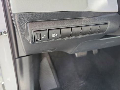 Used 2024 Toyota Corolla SE image 24