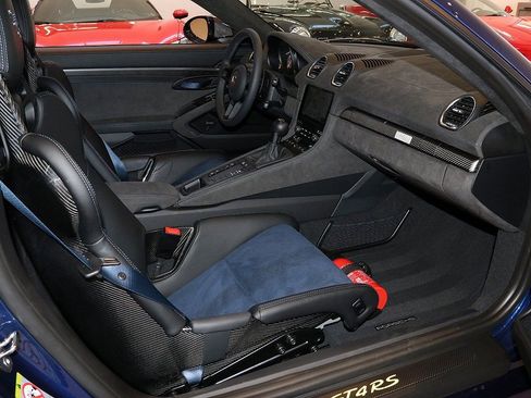 Used 2024 Porsche 718 Cayman GT4 RS image 52