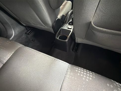 Used 2017 Chevrolet Sonic LS image 27