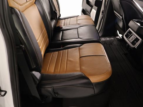 Used 2024 Ford F350 Platinum w/ FX4 Off-Road Package image 15