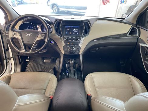 Used 2017 Hyundai Santa Fe Sport AWD/4WD image 11