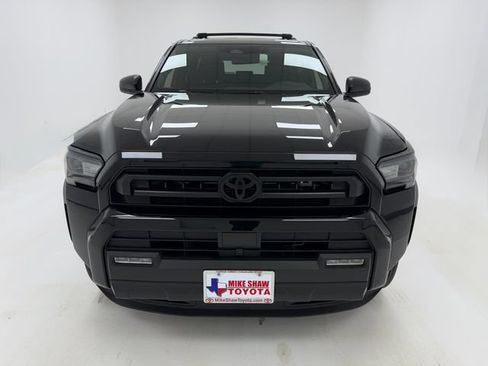 Used 2026 Toyota 4Runner SR5 AWD/4WD image 3