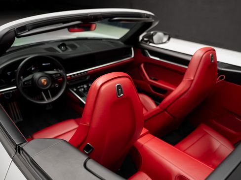 Used 2021 Porsche 911 Carrera S RWD image 76