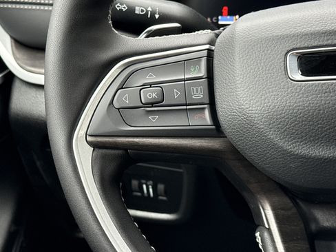 New 2026 Jeep Grand Cherokee Limited image 19