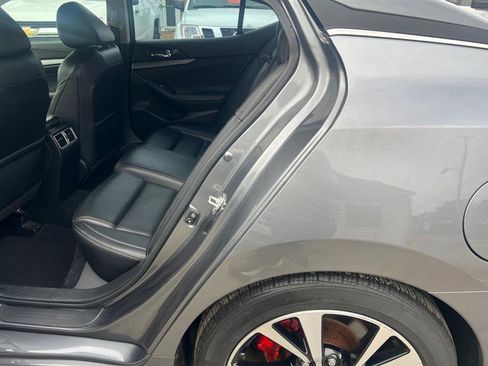 Used 2017 Nissan Maxima 3.5 SL image 14