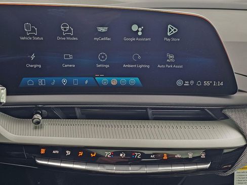 New 2026 Cadillac Optiq Sport 1 image 28