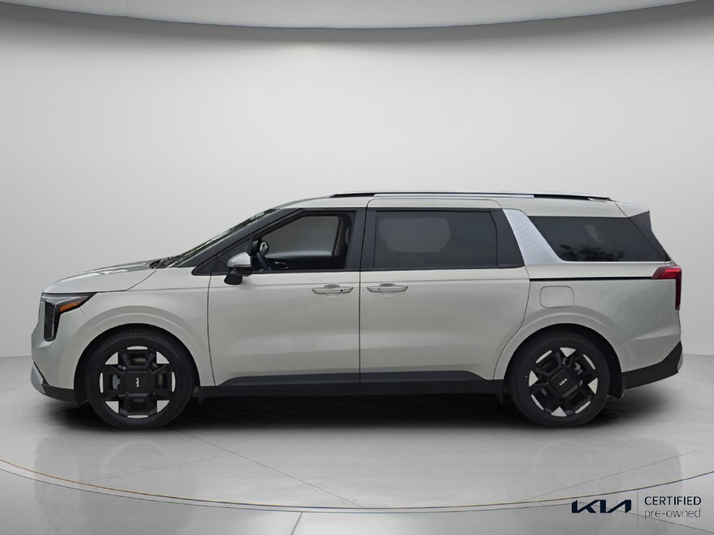 Certified 2025 Kia Carnival EX FWD image 3