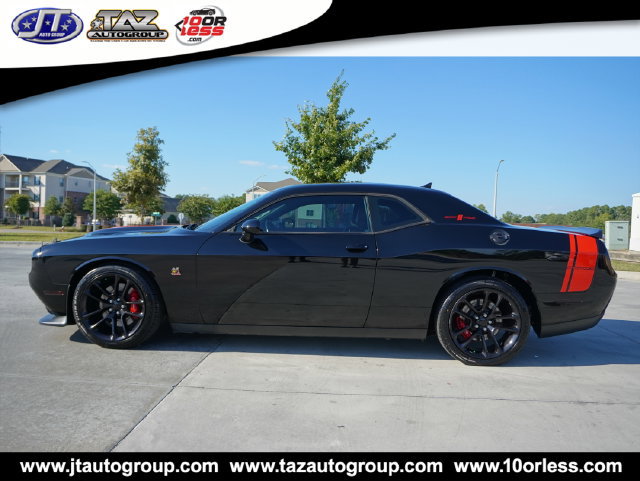 Used 2020 Dodge Challenger R/T Scat Pack RWD image 6