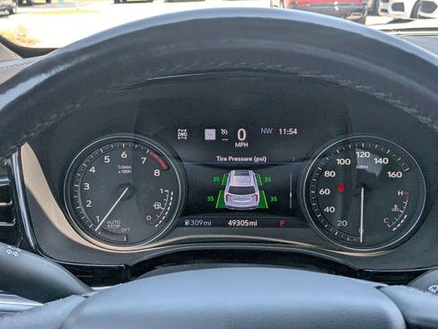 Certified 2021 Cadillac XT6 Premium Luxury AWD/4WD image 32