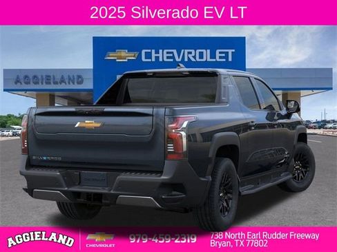 New 2025 Chevrolet Silverado EV LT image 4