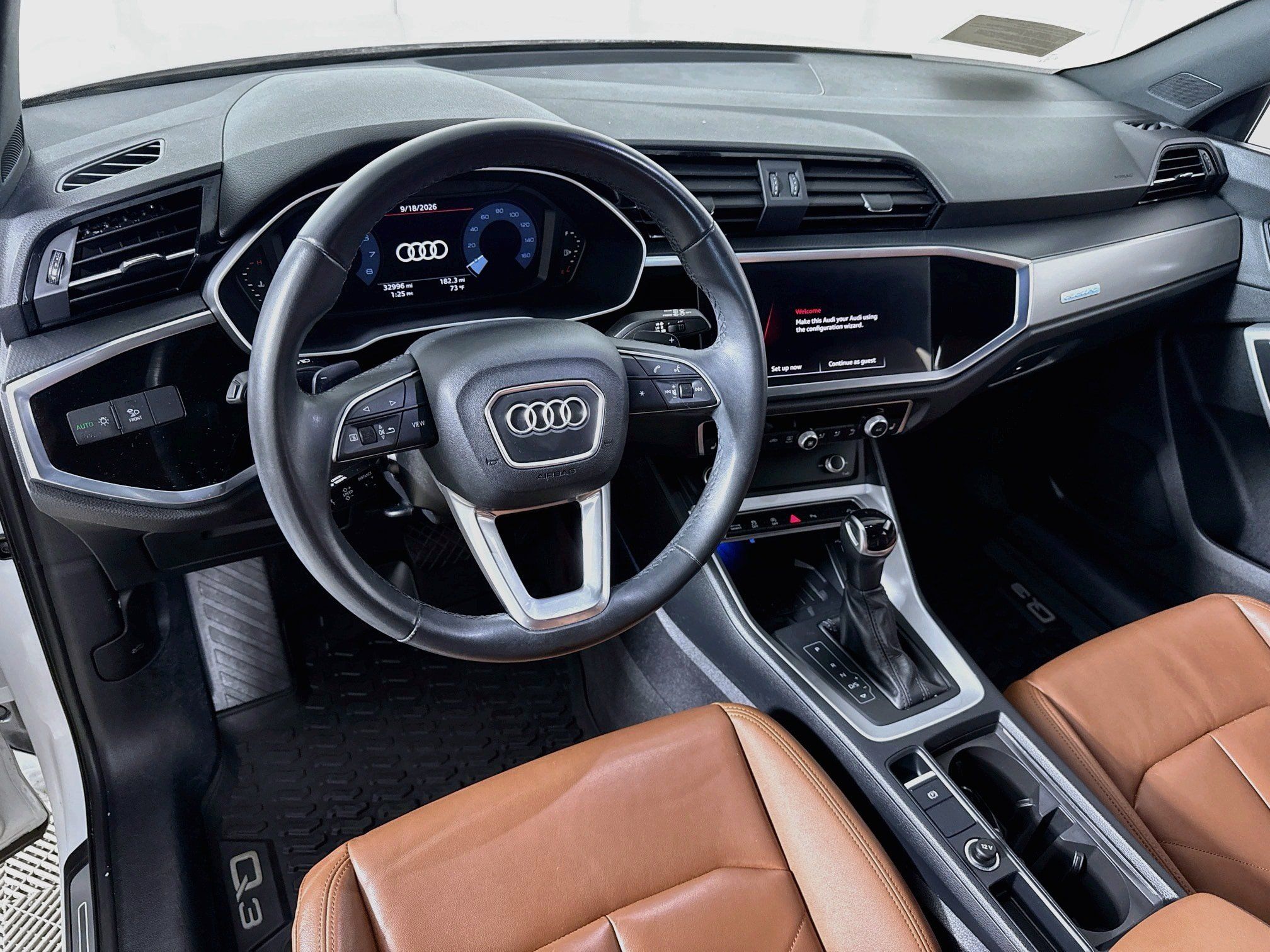 Used 2023 Audi Q3 2.0T Premium Plus w/ Premium Plus Package AWD/4WD image 12