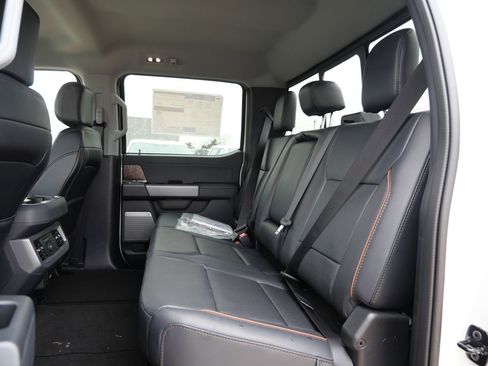 New 2026 Ford F250 Lariat w/ Black Appearance Package AWD/4WD image 17
