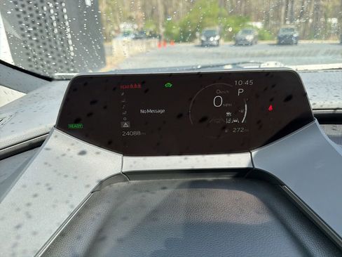 Used 2023 Toyota Prius XLE FWD image 49
