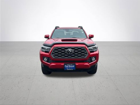 Certified 2023 Toyota Tacoma TRD Sport image 3