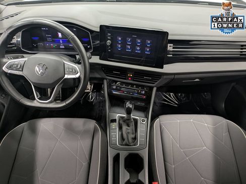 Used 2025 Volkswagen Jetta Sport FWD image 25