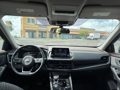 Used 2022 Nissan Rogue S AWD/4WD image 12
