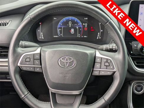 Used 2024 Toyota Grand Highlander XLE image 18