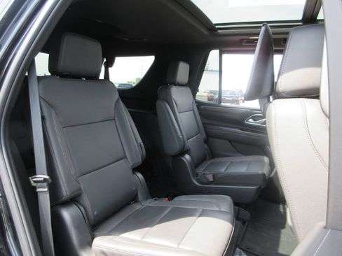 Used 2023 Chevrolet Tahoe Z71 w/ Luxury Package AWD/4WD image 23