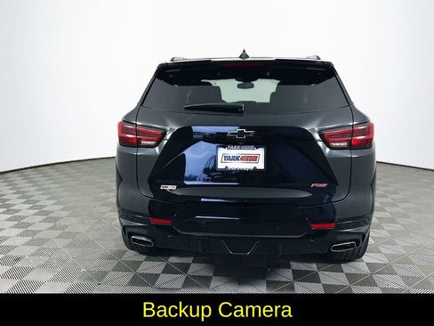 Used 2024 Chevrolet Blazer RS w/ Enhanced Convenience Package FWD image 9